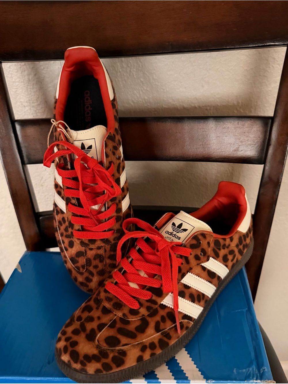 Unisex Adidas Samba Sneakers